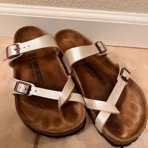 Birkenstock Mayari sandal